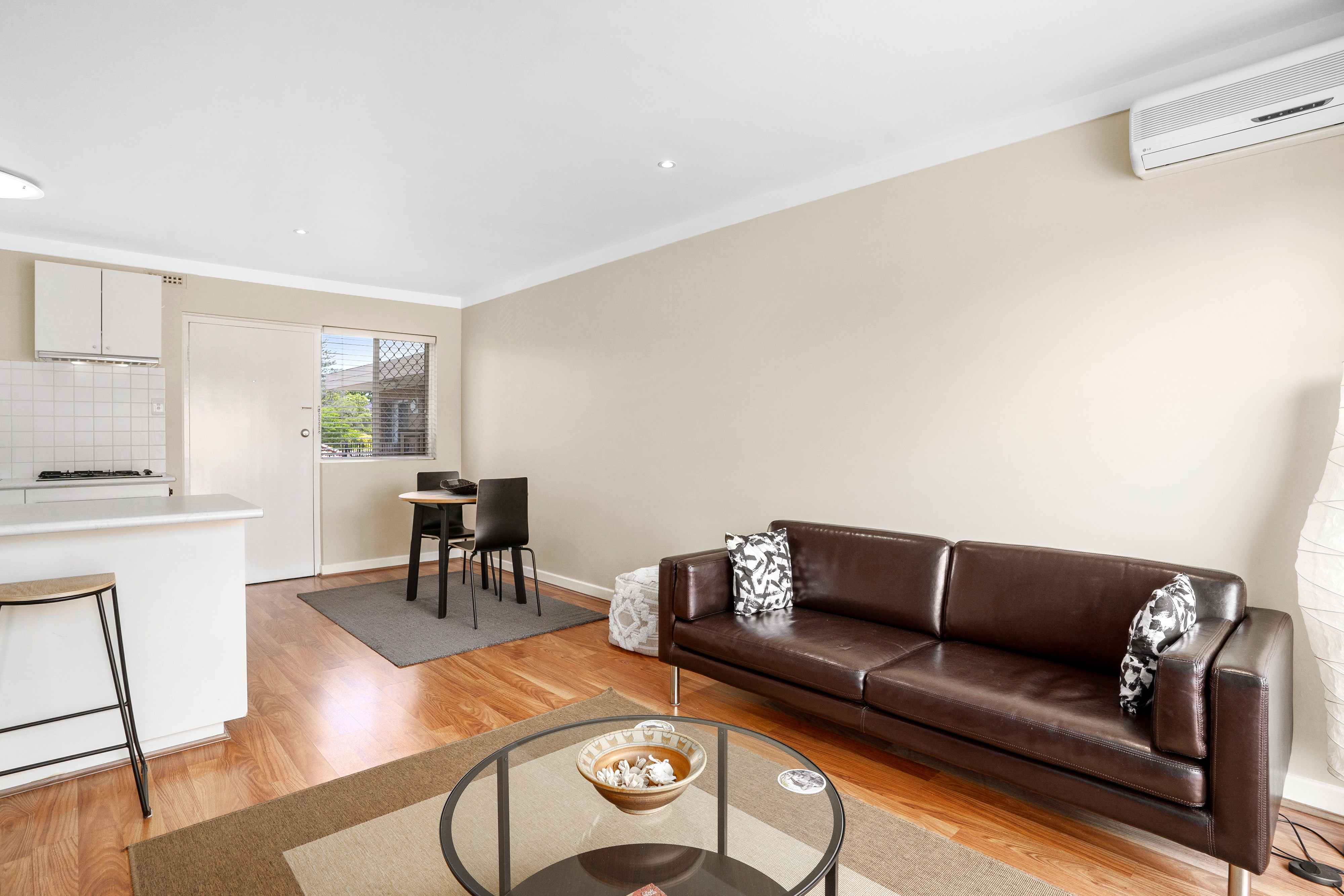 13/15 Longroyd Street MOUNT LAWLEY WA 6050 Irving & Keenan