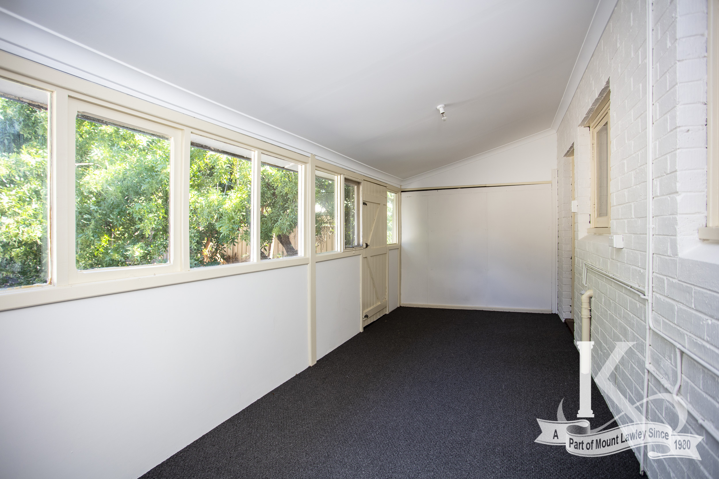 117 Bradford Street COOLBINIA WA 6050 Irving & Keenan