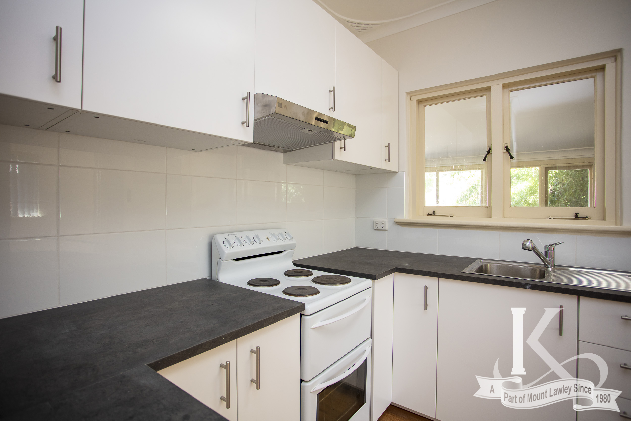 117 Bradford Street COOLBINIA WA 6050 Irving & Keenan