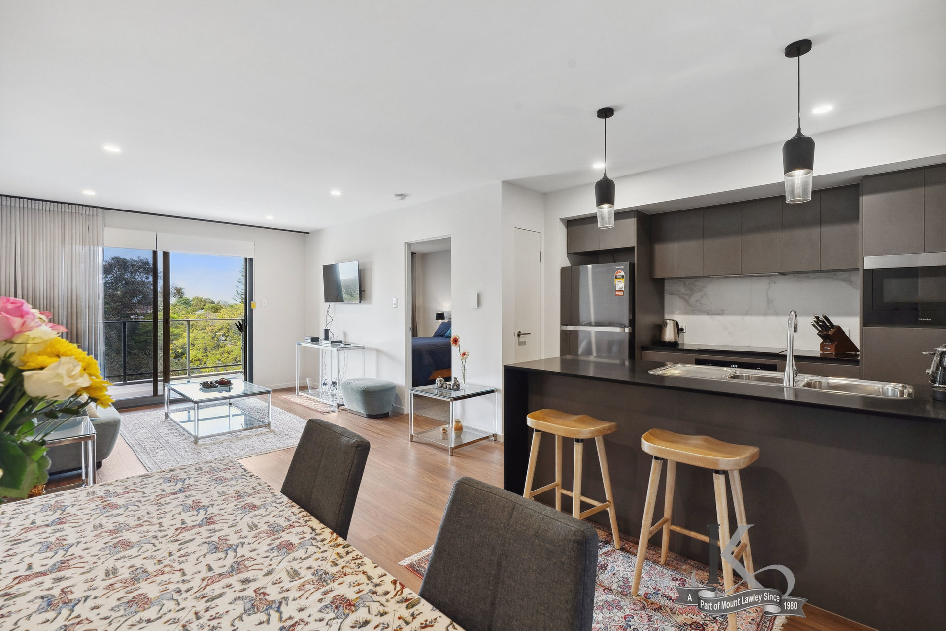 29/61 Waverley Street DIANELLA WA 6059 Irving & Keenan