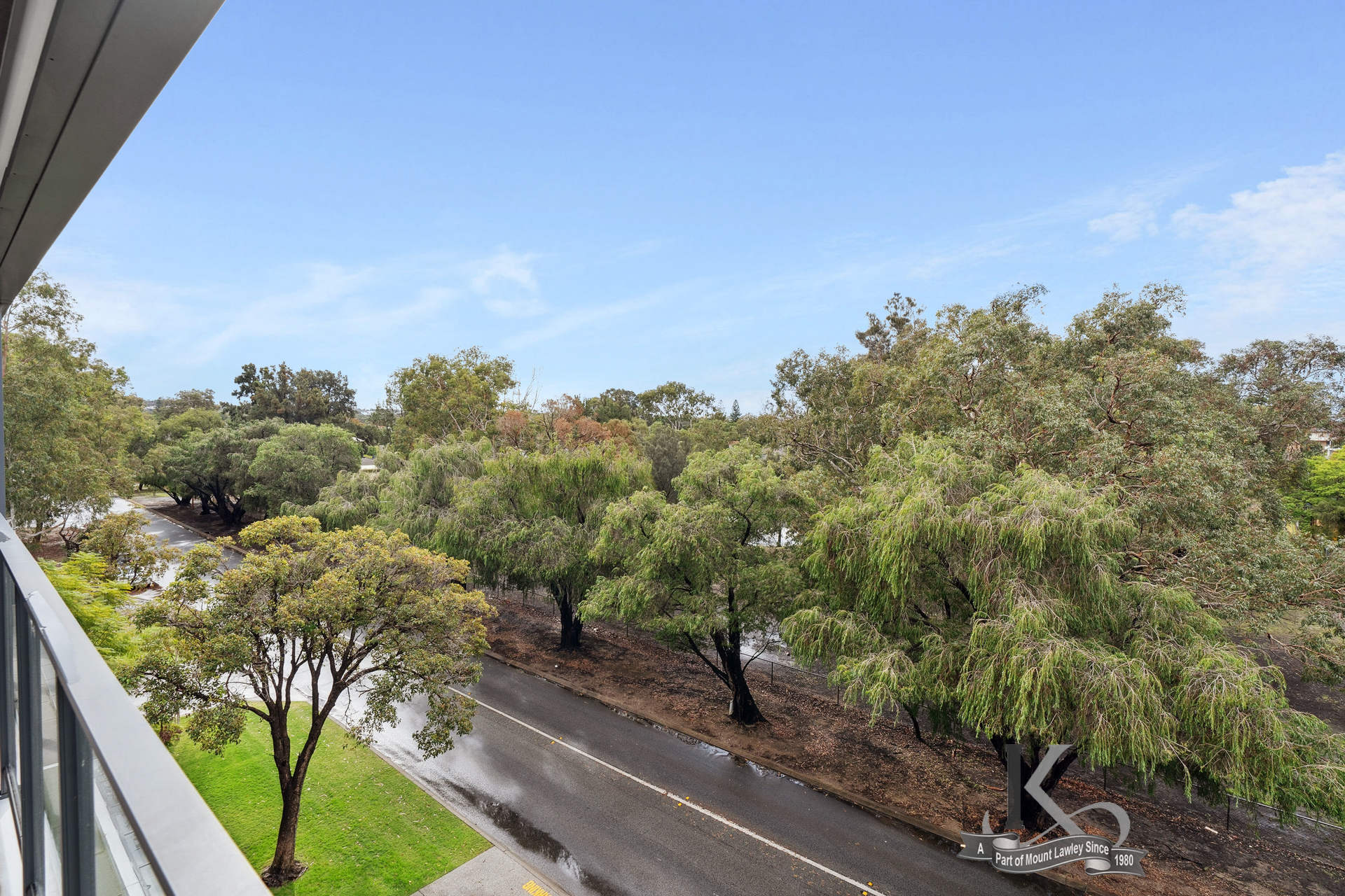 29/61 Waverley Street DIANELLA WA 6059 Irving & Keenan